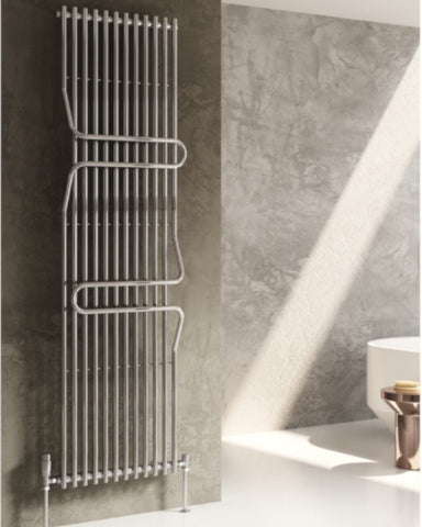 Reina Aletta Vertical Designer Steel Radiator In Chrome Finish - www.ultrabathroom.com