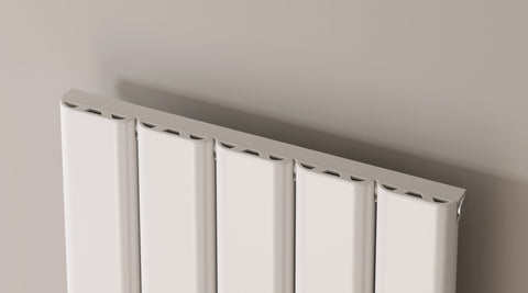 Reina Vicari Horizontal Single Panel White / Anthracite Finish Aluminium Radiator - www.ultrabathroom.com